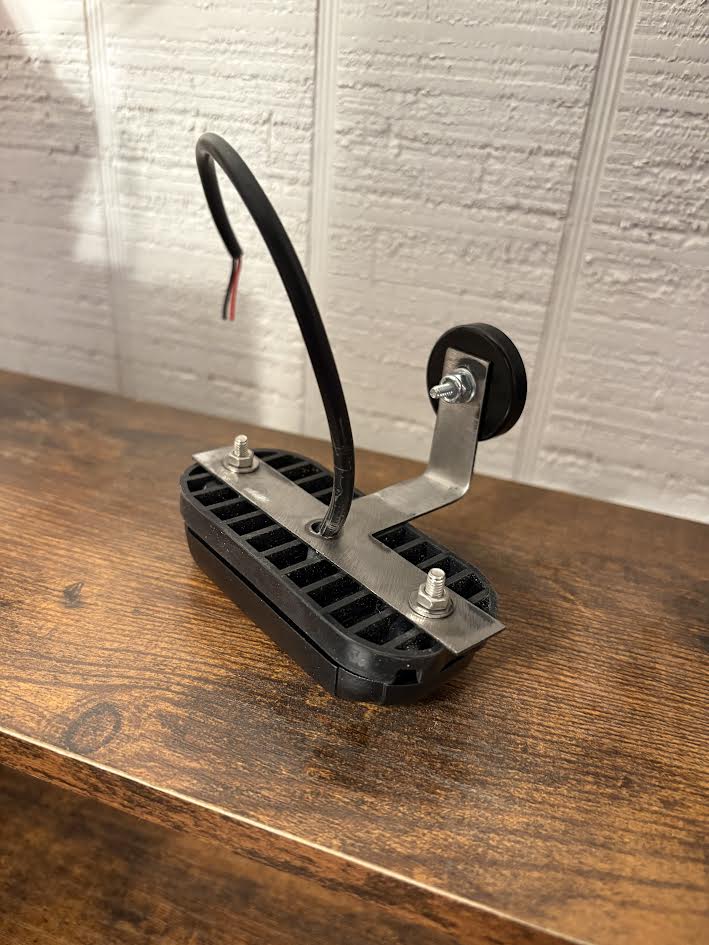 72 Chip rocklight magnet