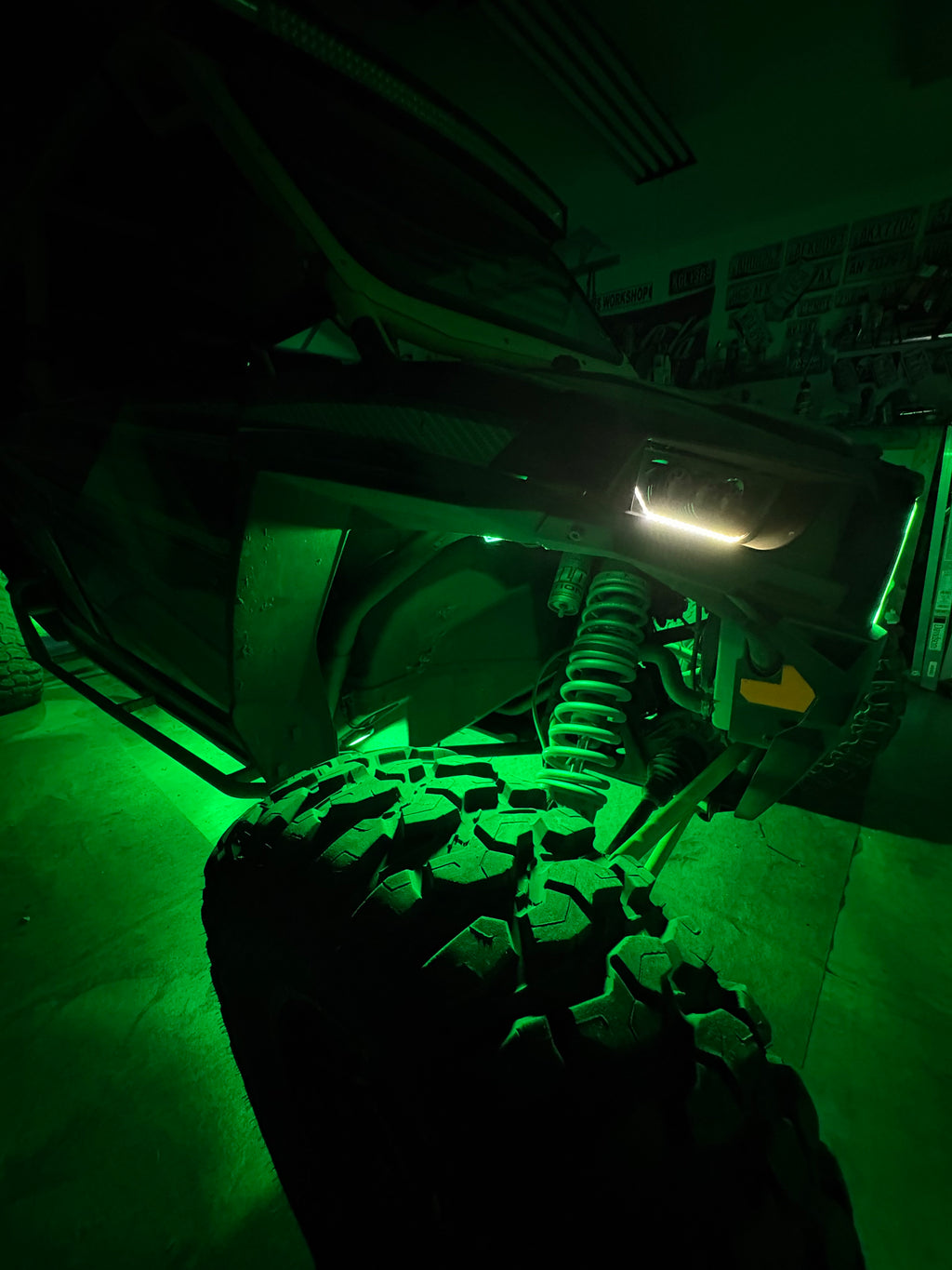 RGBW Rock Lights (12 pack)